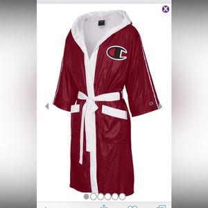 CHAMPION boxer robe
